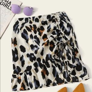 Ruched Ruffle Hem Skirt